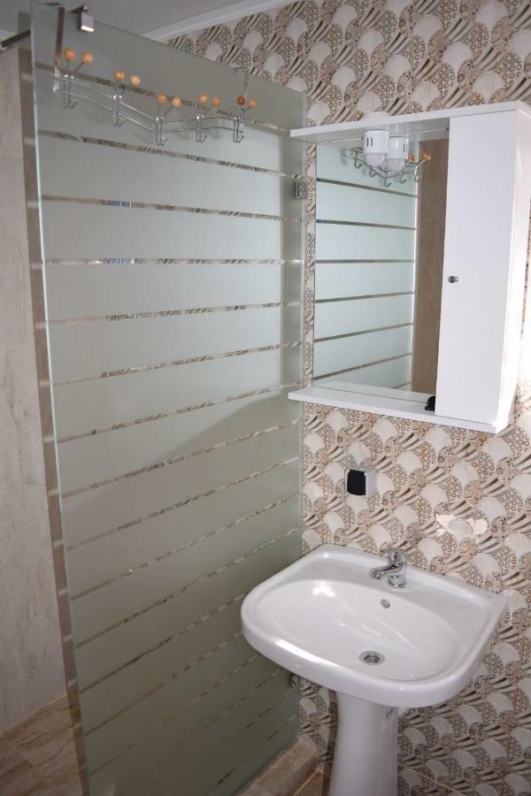 Casa Condrat Hotel Sfantu Gheorghe  Luaran gambar